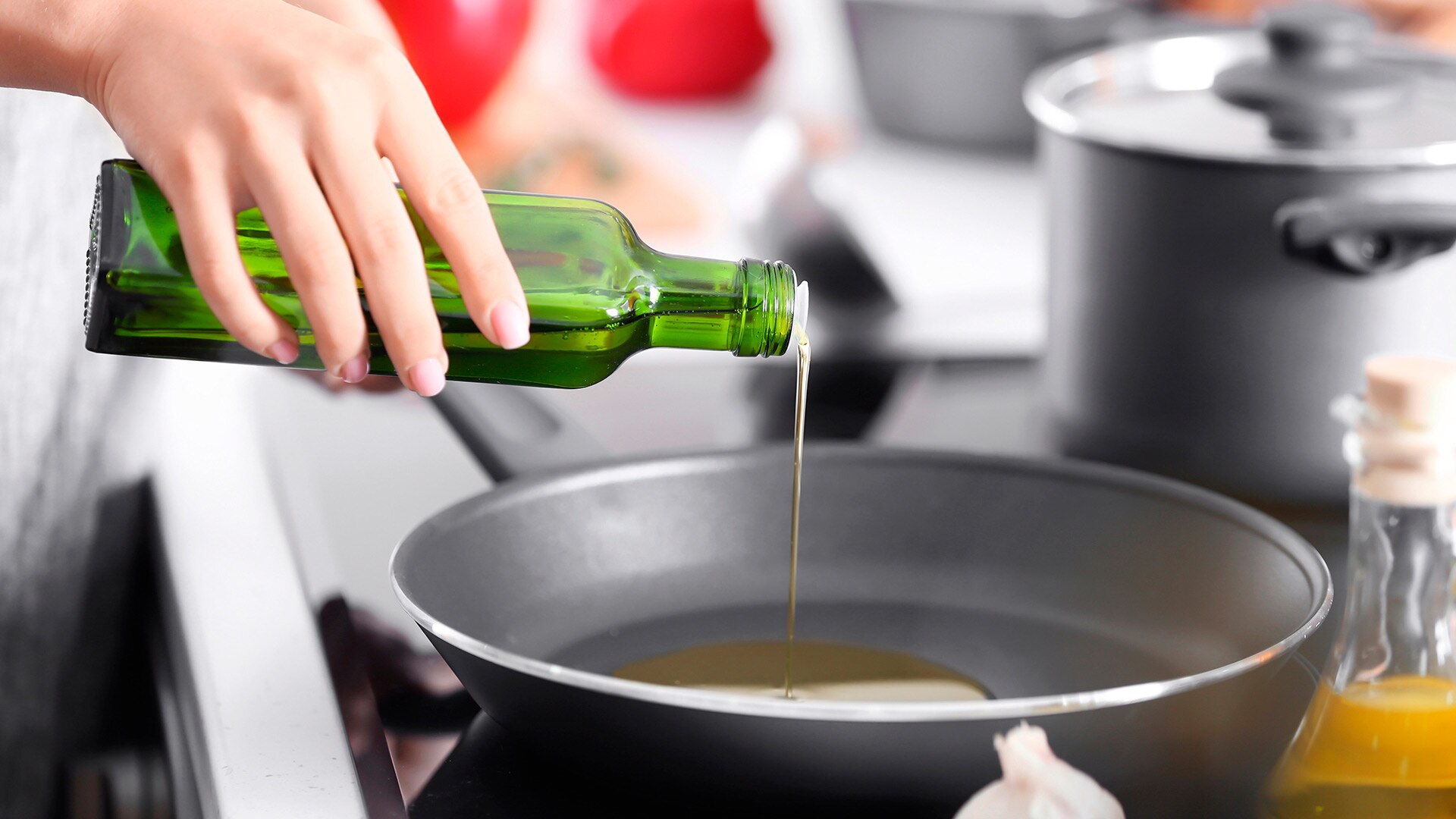 El aceite de oliva es ideal para cocinar