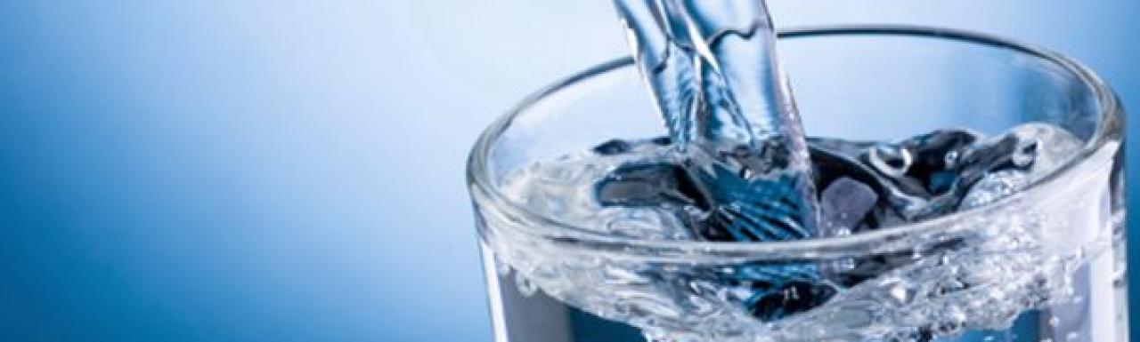 El agua permite el buen funcionamiento de los órganos del cuerpo