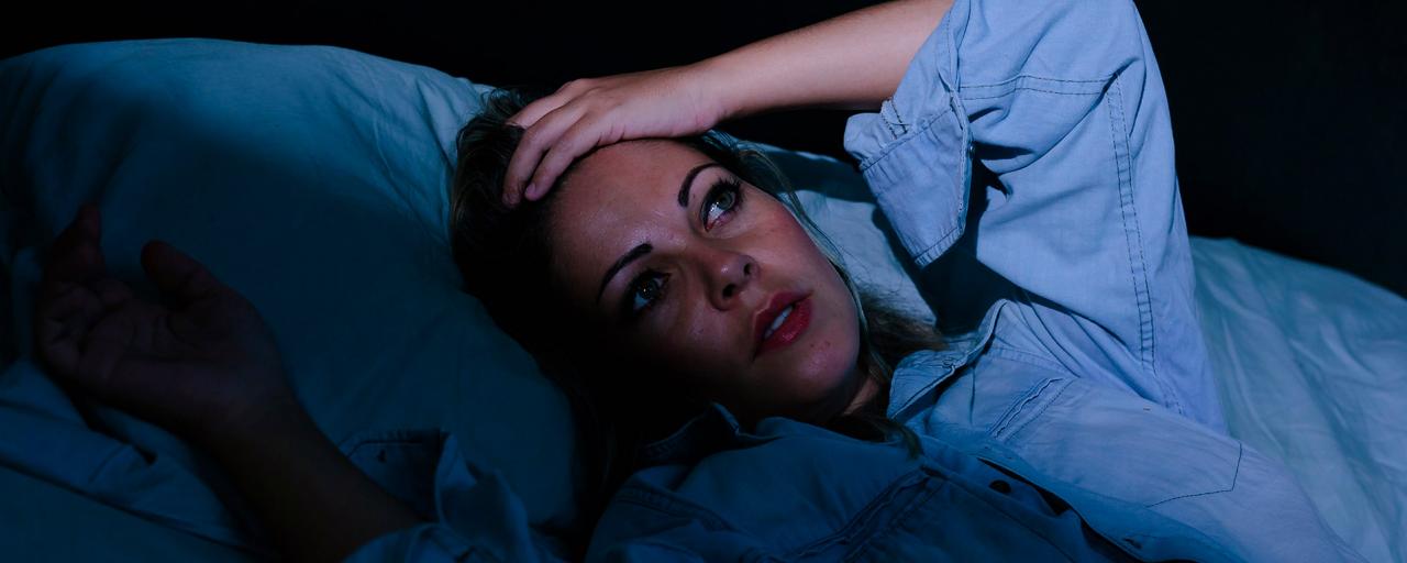 Dormir poco tiene consecuencias para la salud y el bienestar