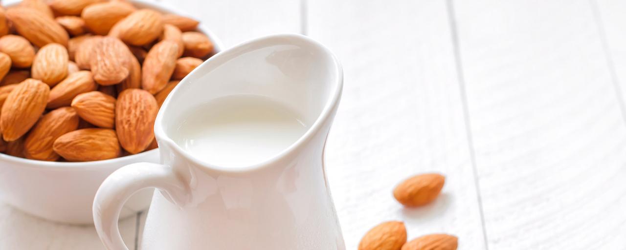 Existe una gran variedad de bebidas vegetales como la de almendras o de soja